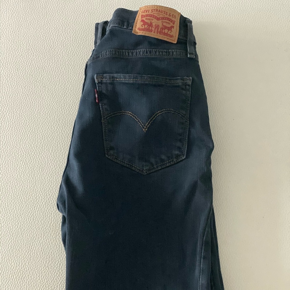 Levis 724 High Rise Crop